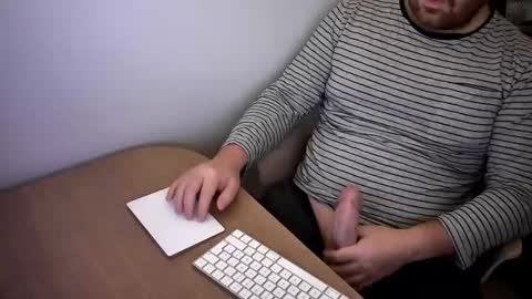 Snapshot of dupf127 chatting on 01/12/26, 01:11 FloFrenchCurv288 online show from 01/12/26, 01:11