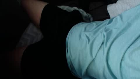 Snapshot of dustiinn chatting on 10/27/25, 12:36 Dustin online show from 10/27/25, 12:36