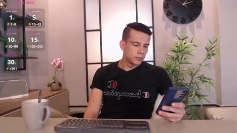 Dustin Sonne online show from 01/23/25, 03:48