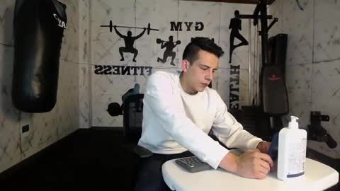 Dustin Sonne online show from 02/01/25, 01:34