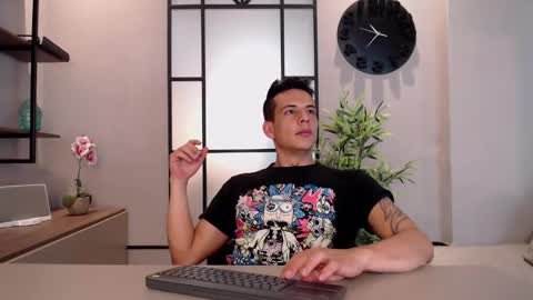 Dustin Sonne online show from 02/05/25, 06:24