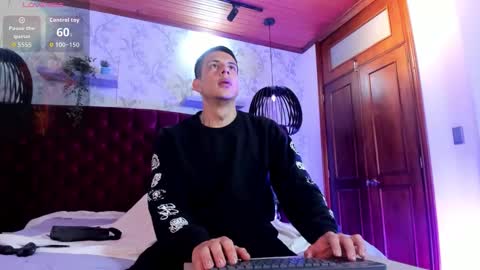 Dustin Sonne online show from 09/16/25, 03:40