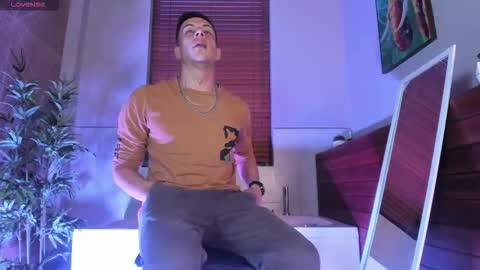 Dustin Sonne online show from 10/29/25, 04:04