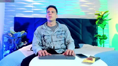 Dustin Sonne online show from 04/20/26, 03:42