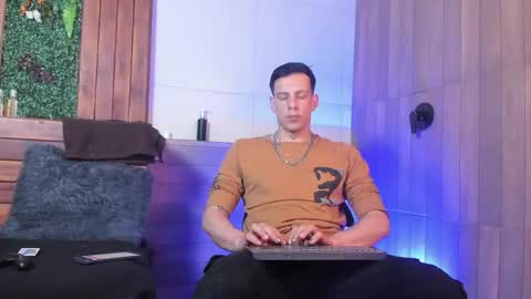 Dustin Sonne online show from 04/24/26, 03:53