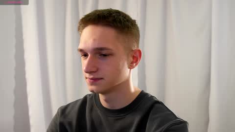 Dustyn online show from 12/29/24, 04:08