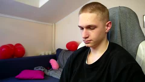 Dustyn online show from 02/18/25, 02:16