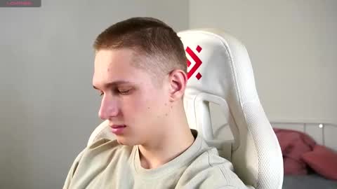 Dustyn online show from 02/28/25, 07:35