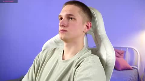 Dustyn online show from 03/02/25, 06:40