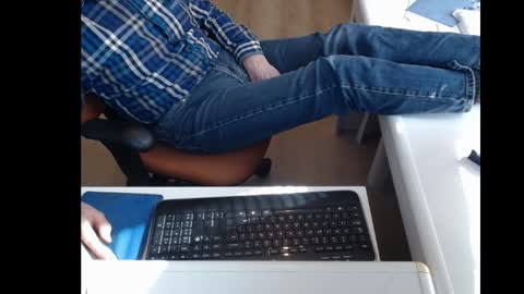 dutchpornking2 online show from 03/09/25, 11:47