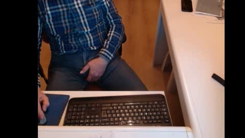 dutchpornking2 online show from 03/10/25, 06:45