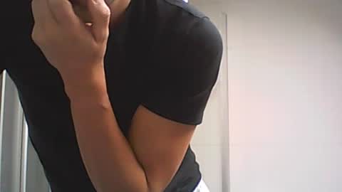 Snapshot of dutchtommy28 chatting on 01/13/26, 09:03 Tommy online show from 01/13/26, 09:03