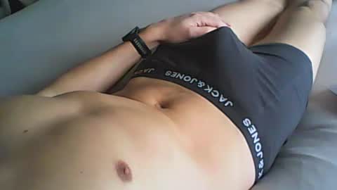 Snapshot of dutchtommy28 chatting on 02/12/26, 11:38 Tommy online show from 02/12/26, 11:38