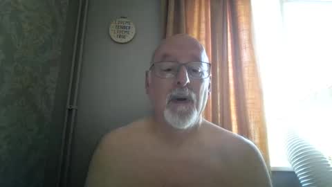 Snapshot of dutchunclejohn chatting on 06/24/26, 08:35 DutchUncleJohn online show from 06/24/26, 08:35