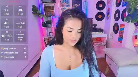 Snapshot of duulce_mia chatting on 06/16/26, 11:24 duulce_mia online show from 06/16/26, 11:24