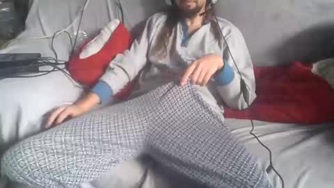 dv3nd3 online show from 11/13/25, 01:21