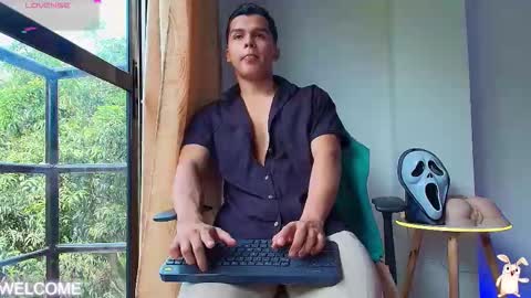 dwayne_brown online show from 10/26/25, 02:12