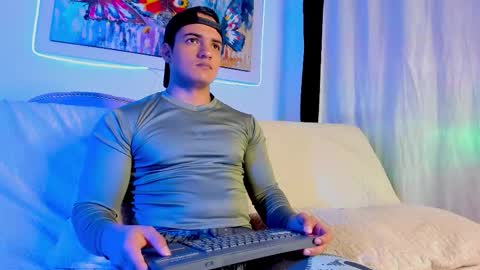 dwayne_esteven10 online show from 02/08/26, 10:57