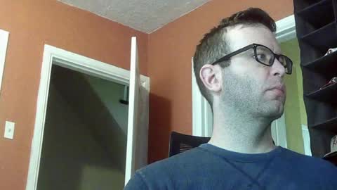 Snapshot of dweav240 chatting on 05/11/26, 02:45 dweav240 online show from 05/11/26, 02:45