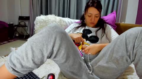 dayana online show from 02/04/25, 04:48