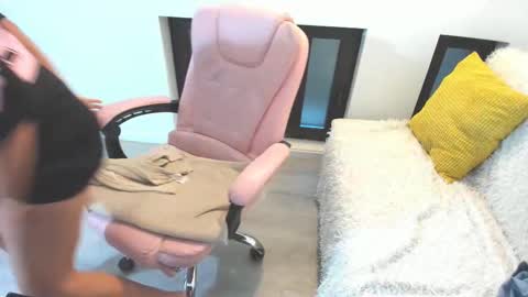 dayana online show from 11/20/25, 05:29