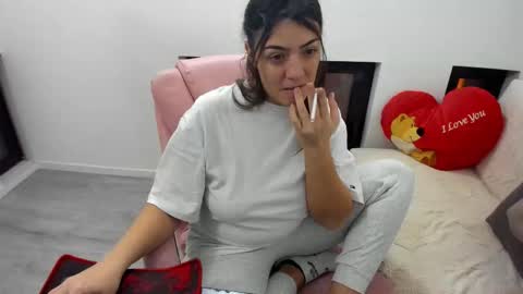 dayana online show from 01/17/26, 05:23