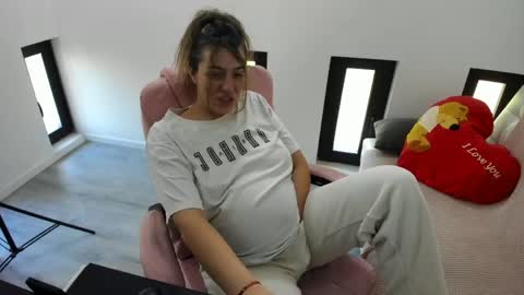 dayana online show from 04/24/26, 04:59