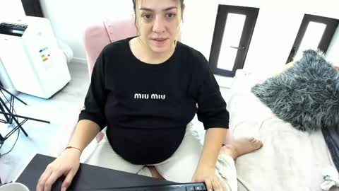 Snapshot of dyanakaylin chatting on 05/26/26, 04:41 dayana online show from 05/26/26, 04:41
