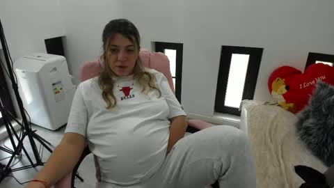 Snapshot of dyanakaylin chatting on 06/02/26, 05:09 dayana online show from 06/02/26, 05:09