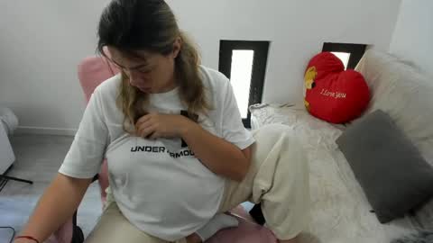 Snapshot of dyanakaylin chatting on 06/04/26, 05:13 dayana online show from 06/04/26, 05:13
