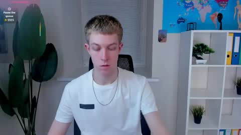 Dylan online show from 03/22/26, 12:41