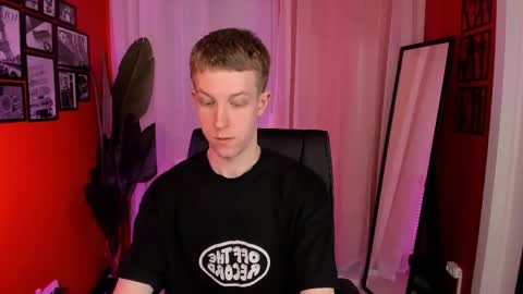 Dylan online show from 04/14/26, 10:21