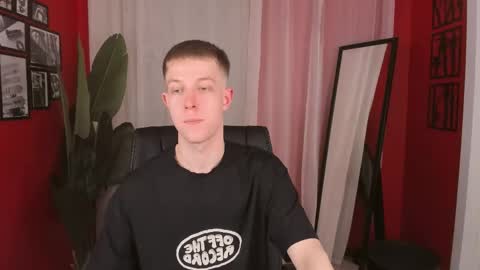 Dylan online show from 04/29/26, 03:38