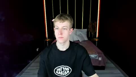 Snapshot of dylan_norton chatting on 06/09/26, 10:49 Dylan online show from 06/09/26, 10:49
