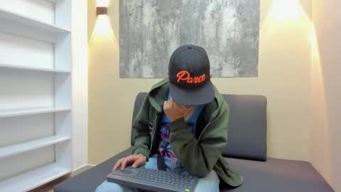 DYLAN online show from 10/16/25, 07:48