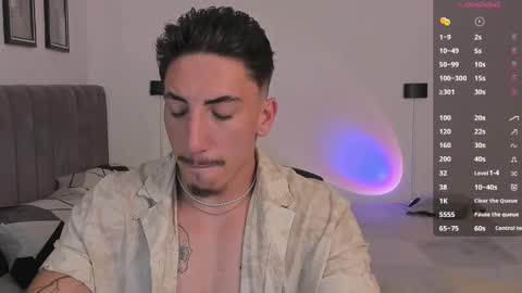 Bryan model independient online show from 02/07/25, 10:30