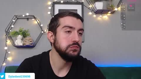 Snapshot of dylan_starxx chatting on 12/20/24, 07:33 Dylan online show from 12/20/24, 07:33