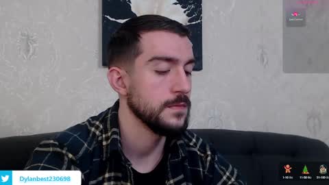 Snapshot of dylan_starxx chatting on 01/02/25, 10:11 Dylan online show from 01/02/25, 10:11