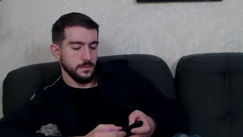 Snapshot of dylan_starxx chatting on 01/03/25, 01:38 Dylan online show from 01/03/25, 01:38