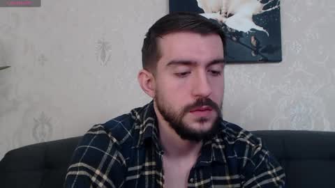 Snapshot of dylan_starxx chatting on 01/05/25, 02:19 Dylan online show from 01/05/25, 02:19
