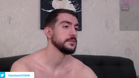 Snapshot of dylan_starxx chatting on 01/07/25, 11:45 Dylan online show from 01/07/25, 11:45