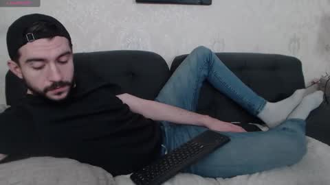 Snapshot of dylan_starxx chatting on 01/10/25, 11:50 Dylan online show from 01/10/25, 11:50