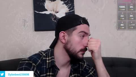 Snapshot of dylan_starxx chatting on 01/13/25, 03:45 Dylan online show from 01/13/25, 03:45