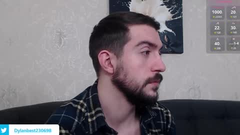 Snapshot of dylan_starxx chatting on 01/17/25, 12:20 Dylan online show from 01/17/25, 12:20