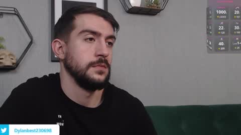 Snapshot of dylan_starxx chatting on 02/10/25, 10:40 Dylan online show from 02/10/25, 10:40
