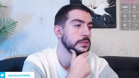 Snapshot of dylan_starxx chatting on 02/13/25, 04:22 Dylan online show from 02/13/25, 04:22
