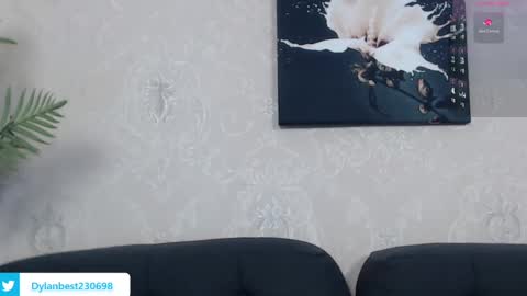 Snapshot of dylan_starxx chatting on 02/14/25, 06:34 Dylan online show from 02/14/25, 06:34