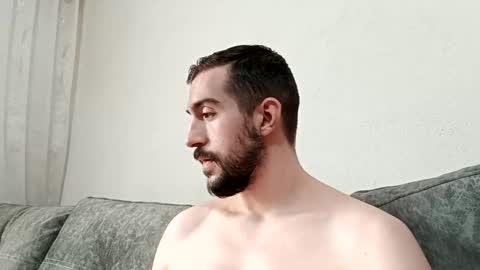 Snapshot of dylan_starxx chatting on 09/19/25, 06:26 Dylan online show from 09/19/25, 06:26