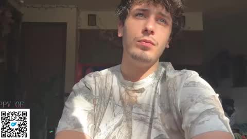 Dylan Daniel 7.8 online show from 11/17/25, 07:19