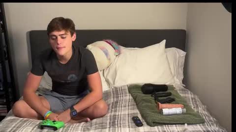 Snapshot of dylanfruits chatting on 10/23/25, 04:28 dylanfruits online show from 10/23/25, 04:28